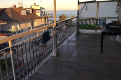 Martinsicuro  vendesi in prima fila mare….